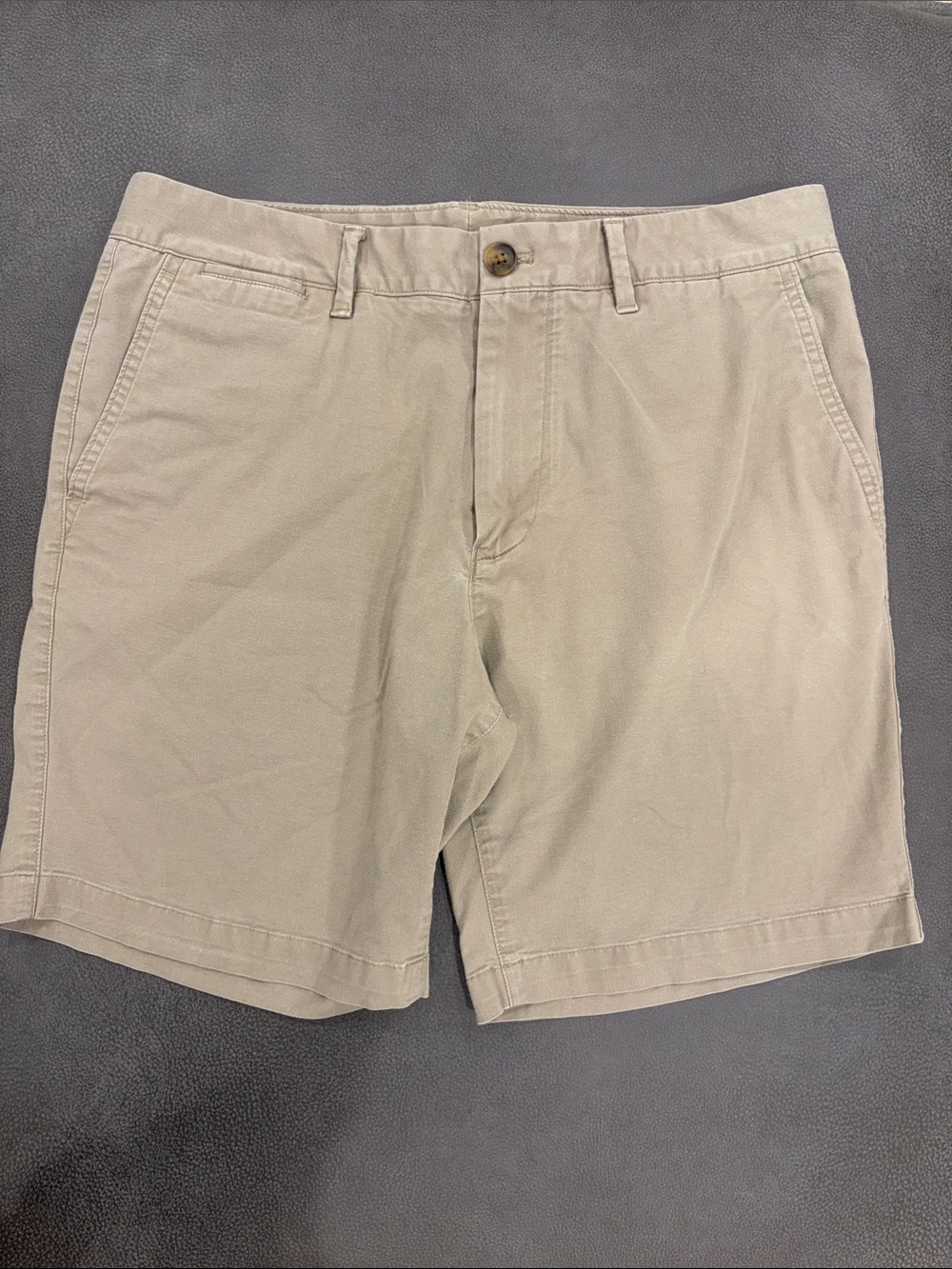 Bonobos Men's Flat Front Shorts in Light Khaki